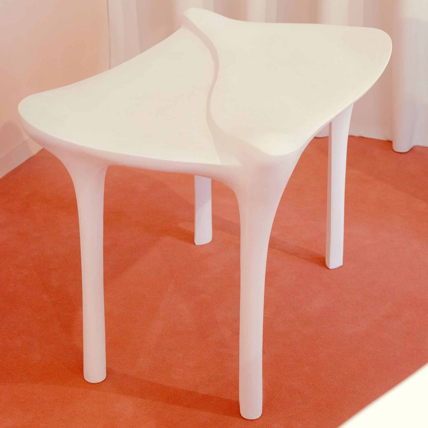 Vertigo table